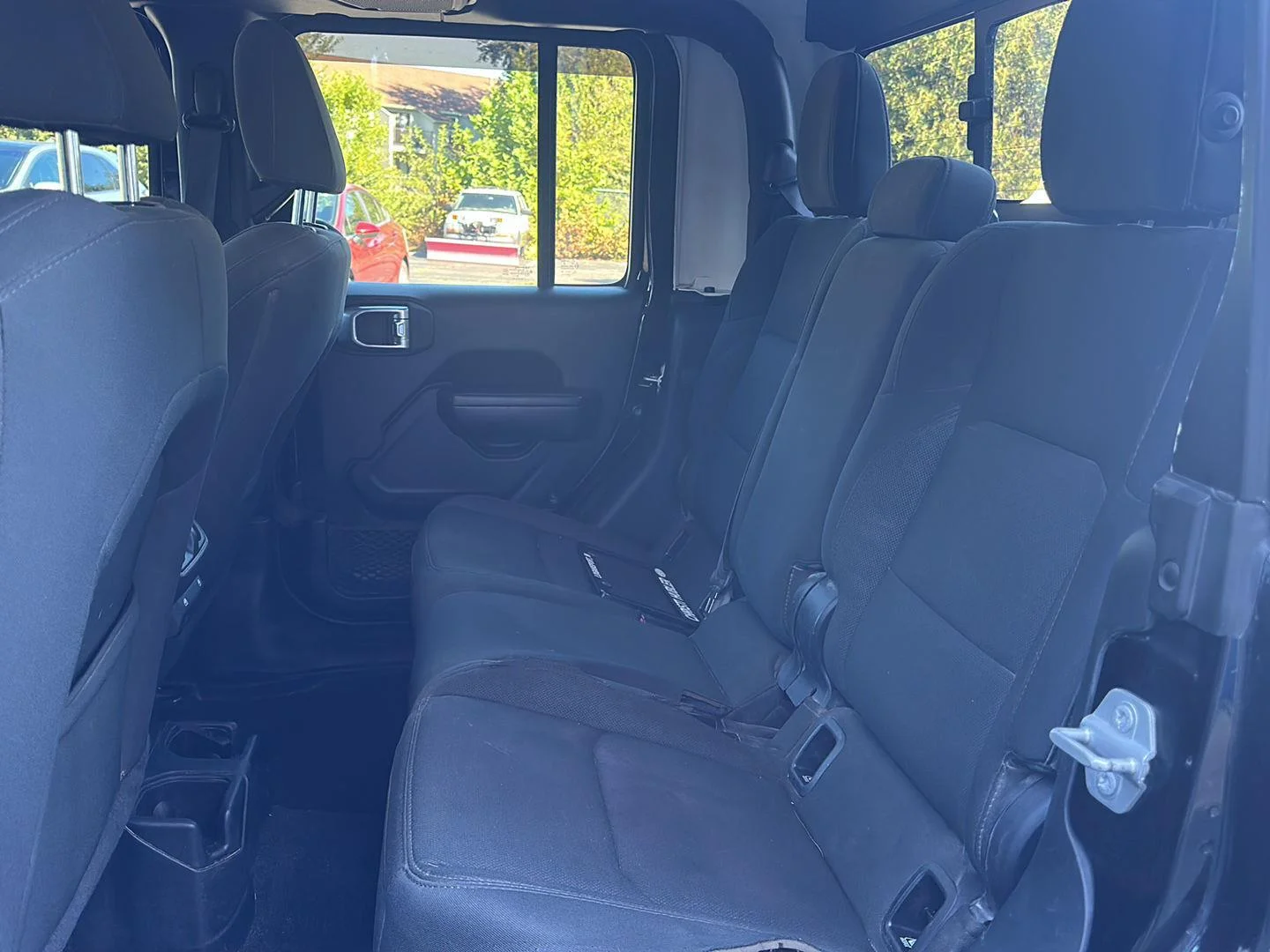Used 2021 Black Clearcoat Jeep Sport S image 10