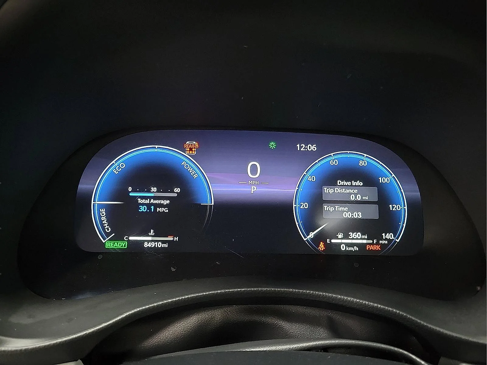 Used 2023 Green Toyota Hybrid Platinum image 17