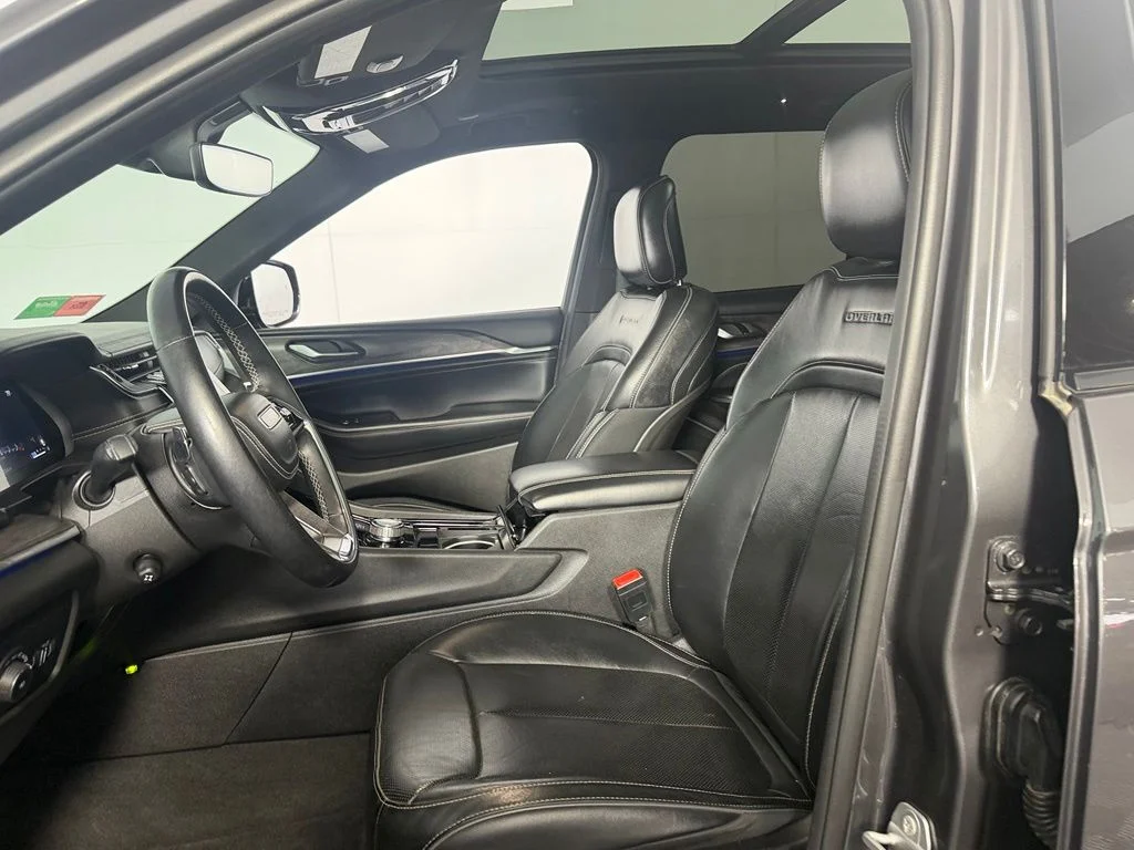 Used 2022 Gray Jeep Overland image 22