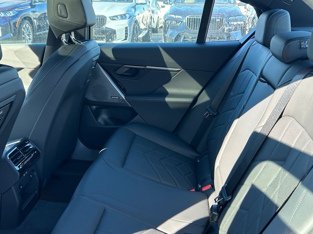 New 2027 Black Sapphire Metallic BMW eDrive40 image 30