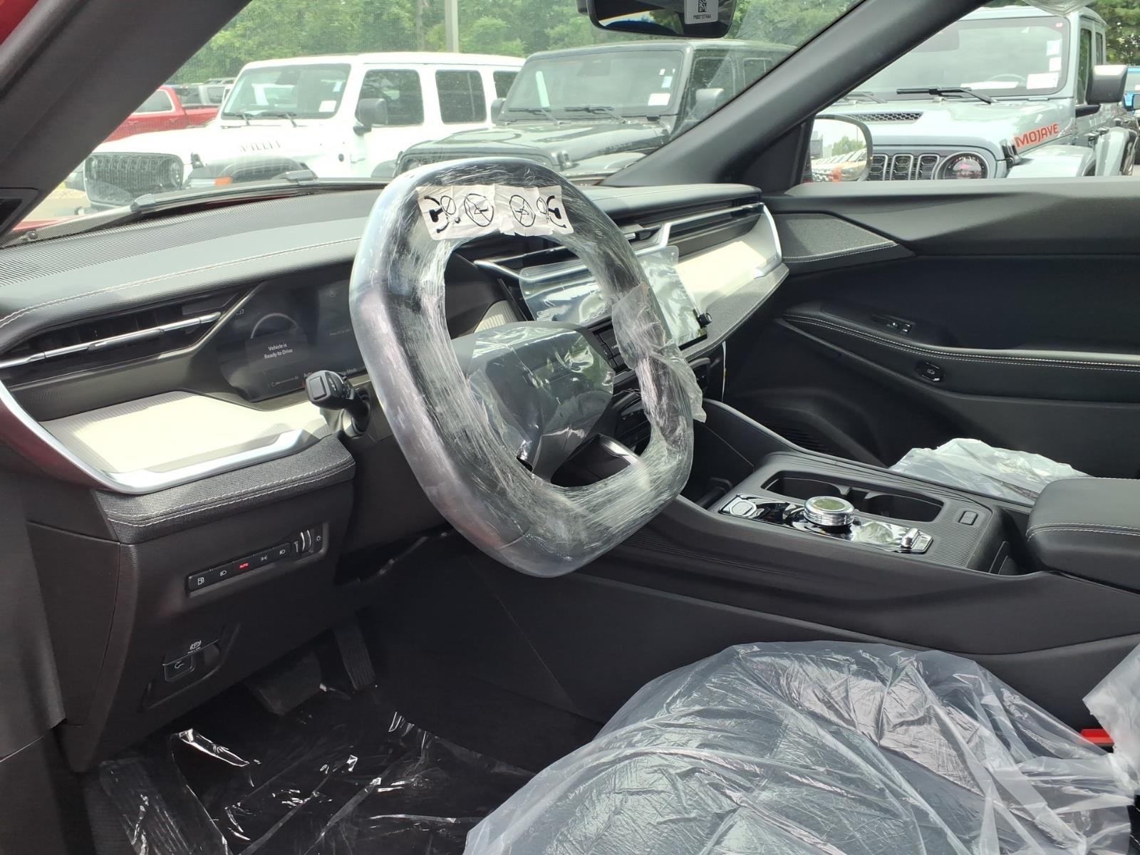 New 2026 Red Hot Pearl-Coat Exterior Paint Jeep Laredo image 13