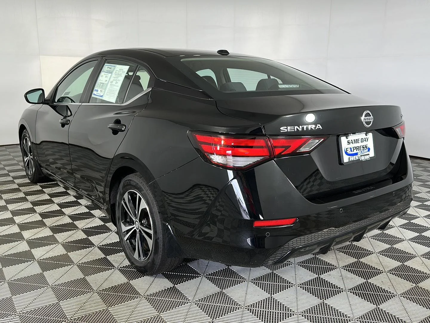 Used 2023 Super Black Nissan SV image 4