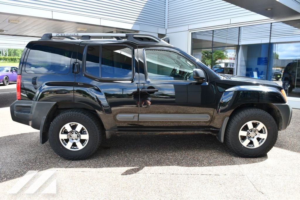 Used 2013 Black Nissan PRO-4X image 9
