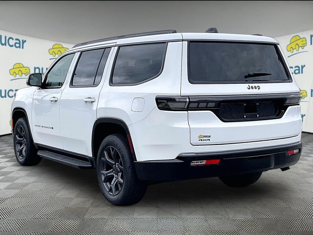 New 2026 Bright White Clear-Coat Exterior Paint Jeep Limited Altitude image 5