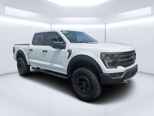 Used 2022 White Ford Tremor image 1