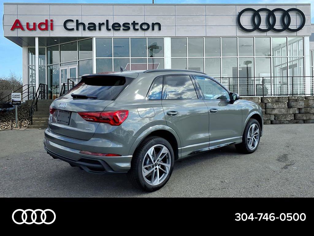 2025 Audi Q3 S line Premium photo 3