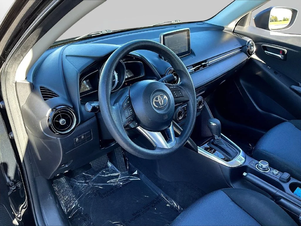 Used 2017 Stealth Toyota Base image 17