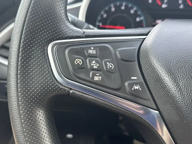 Used 2025 Black Chevrolet LT image 32