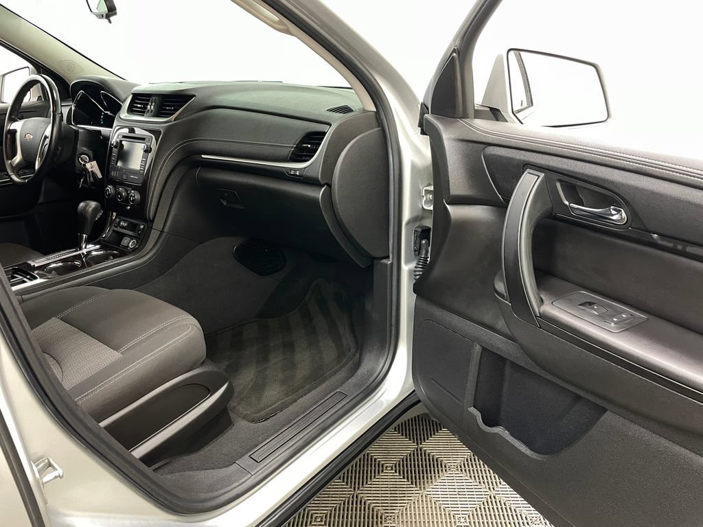 Certified Used 2015 SILVER ICE METALLIC Chevrolet LT image 37