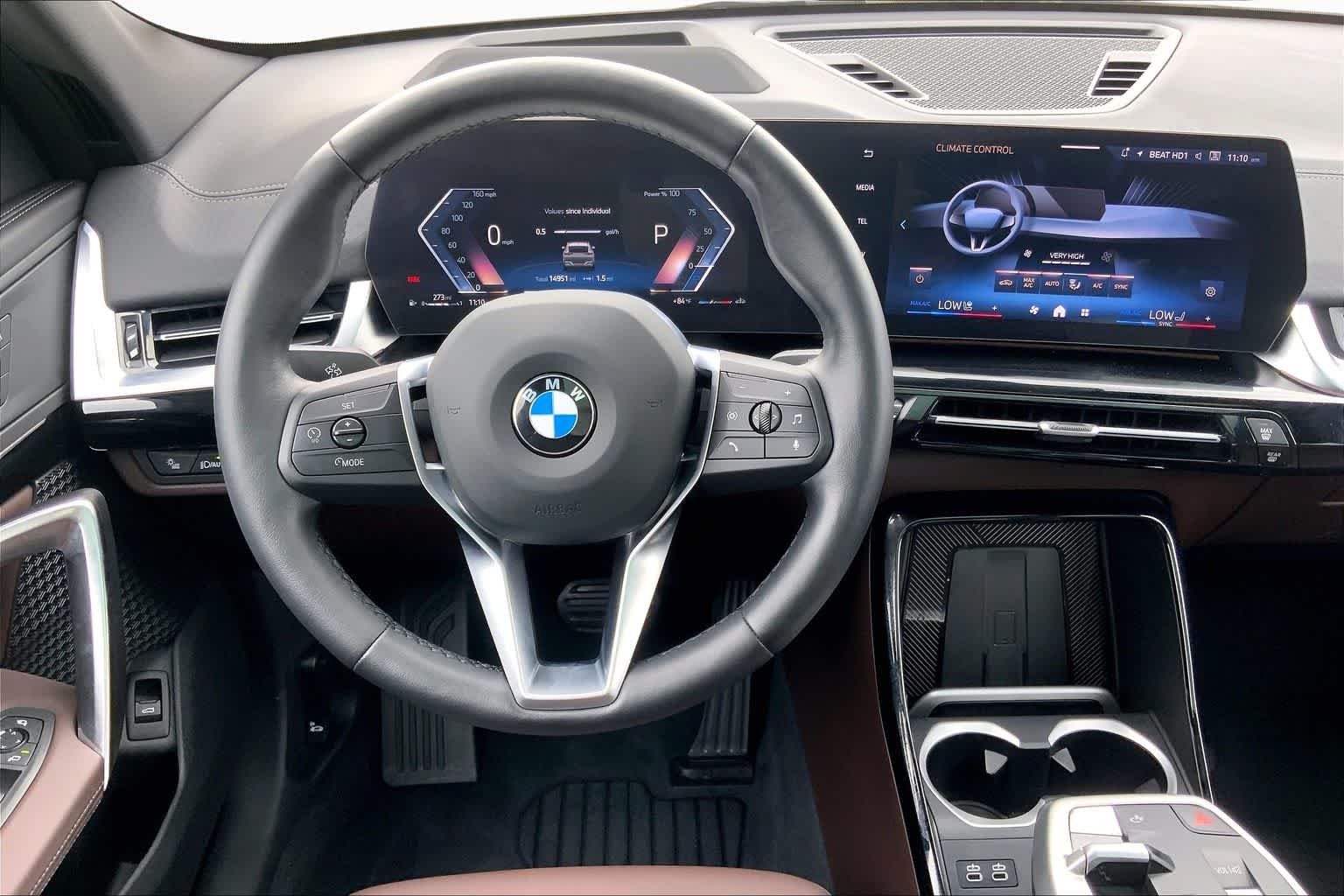 Used 2025 Skyscraper Grey Metallic BMW xDrive28i image 5