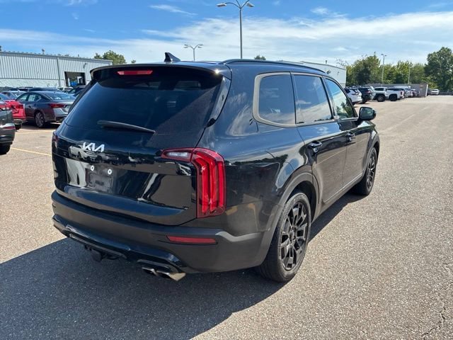 Used 2022 Ebony Black Kia SX image 3
