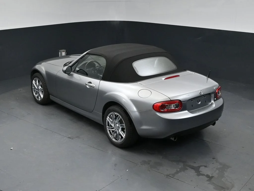 Used 2013 Gray Mazda Sport image 15
