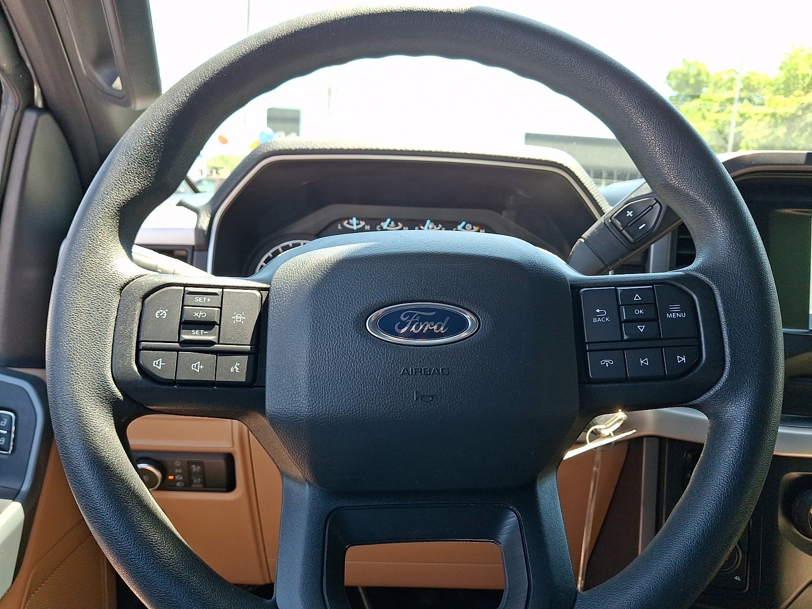 Used 2023 Iconic Silver Metallic Ford XLT image 16