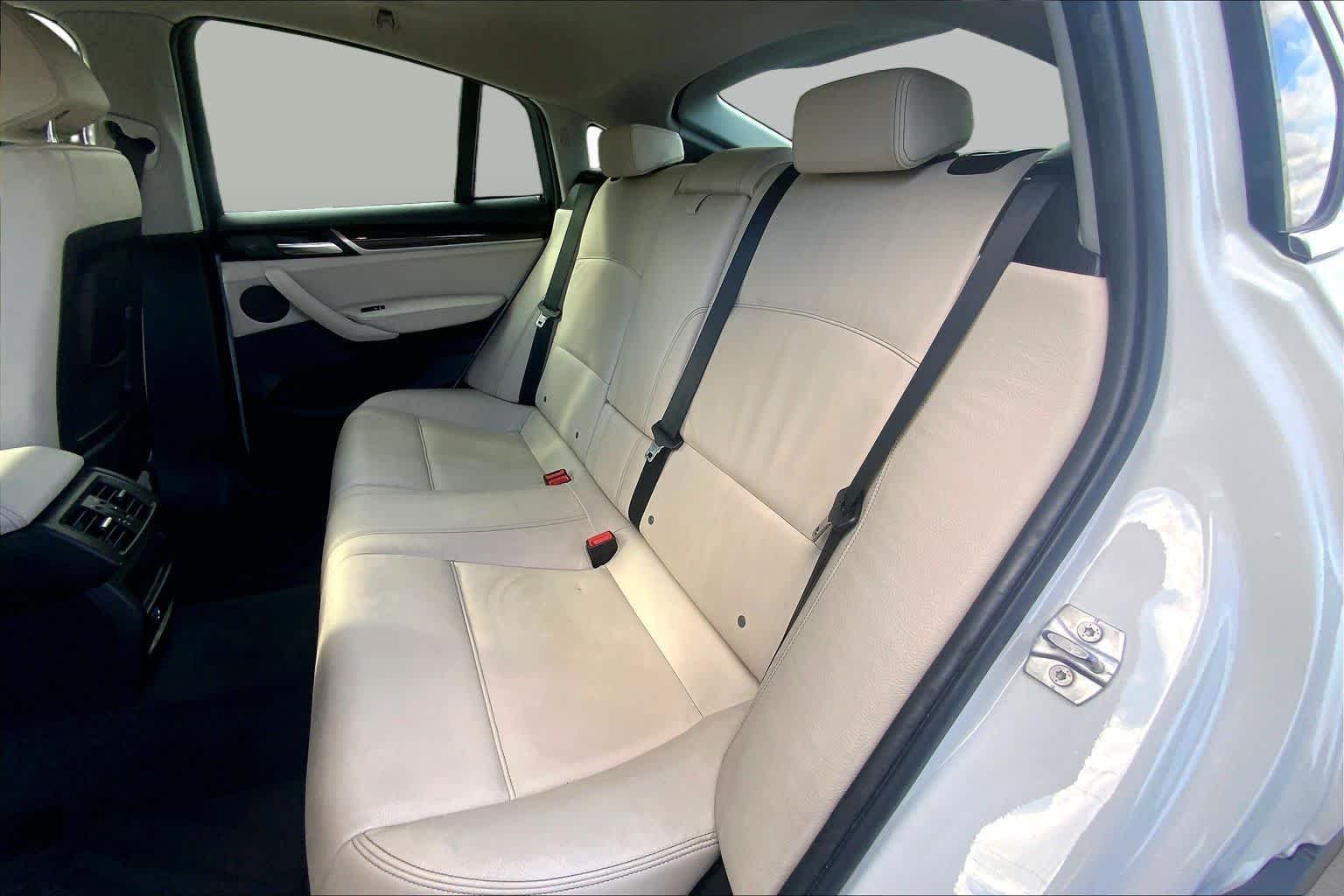 Used 2017 Alpine White BMW xDrive28i image 20