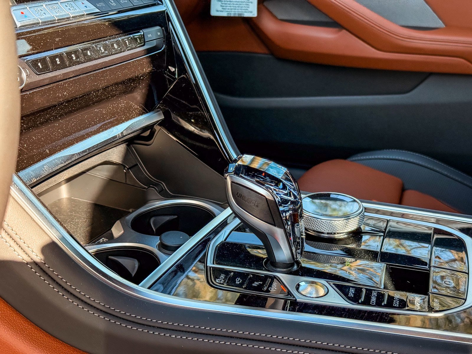 2026 BMW 8 Series 840i - Photo 21