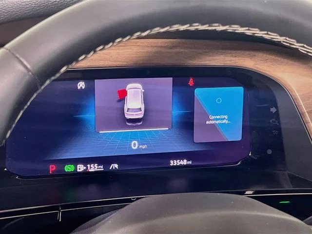 2025 Volkswagen Atlas SE w/Tech - Photo 13