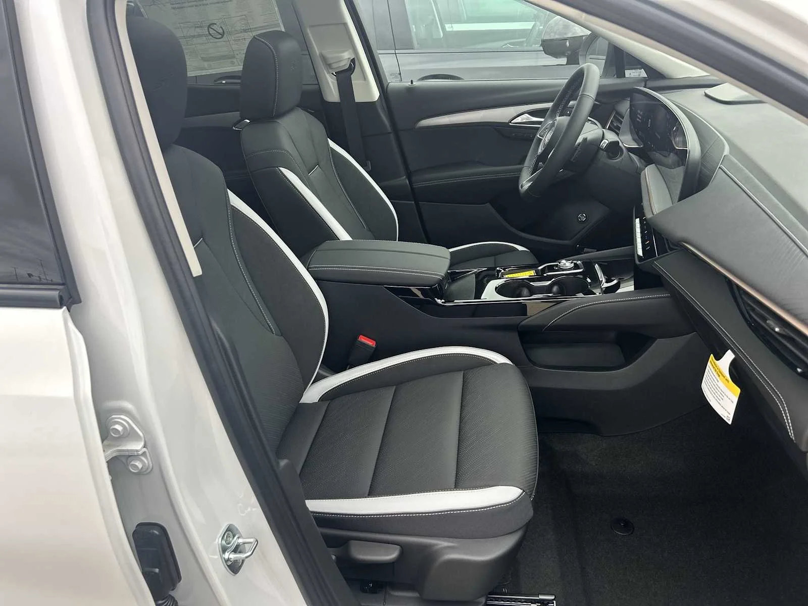 2026 Buick Envision Sport Touring - Photo 29