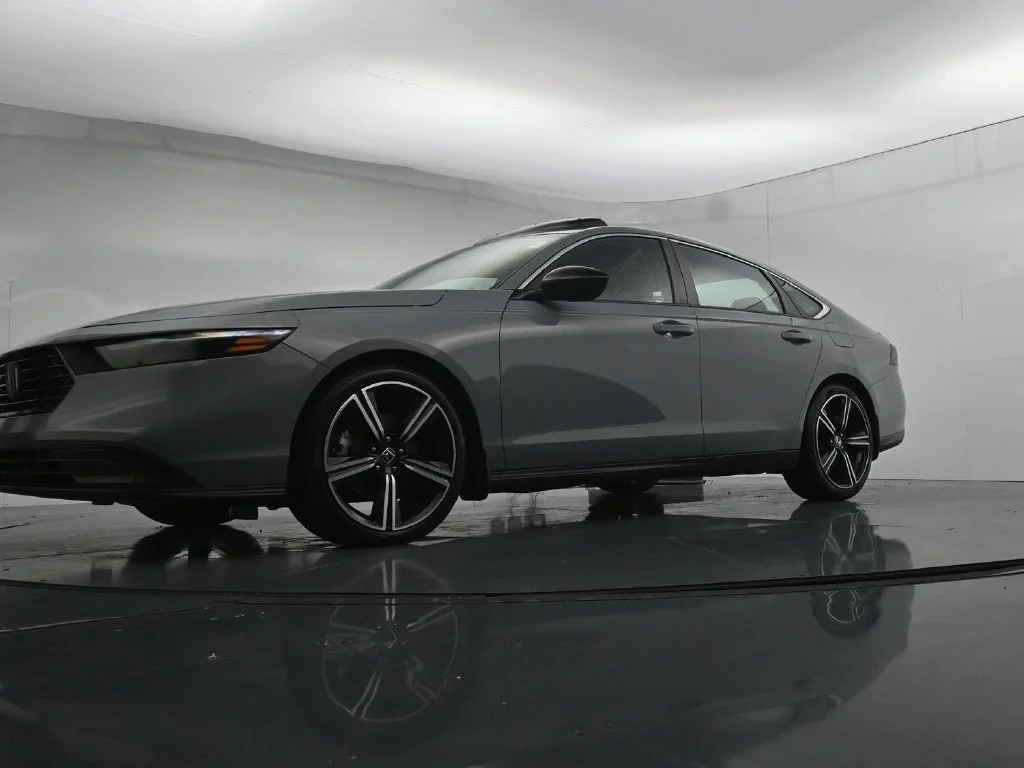 Used 2023  Honda Sport image 37