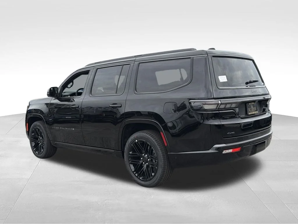 New 2026 High Gloss Black Exterior Paint Jeep Limited Reserve image 11