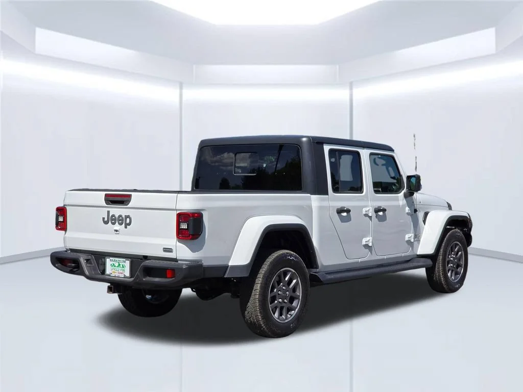 2020 Jeep Gladiator Overland - Photo 20