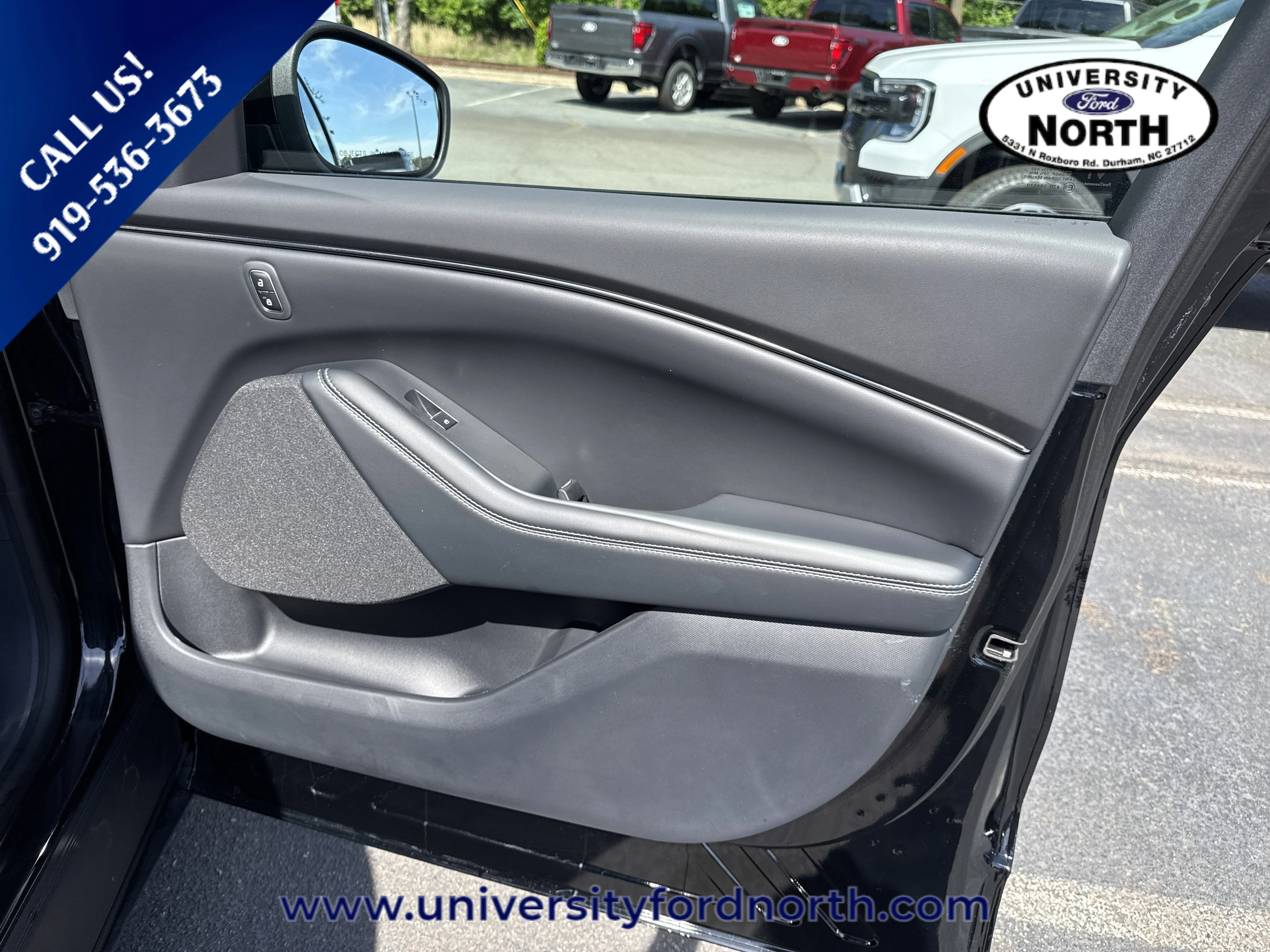 Used 2025 Shadow Black Ford Select image 35