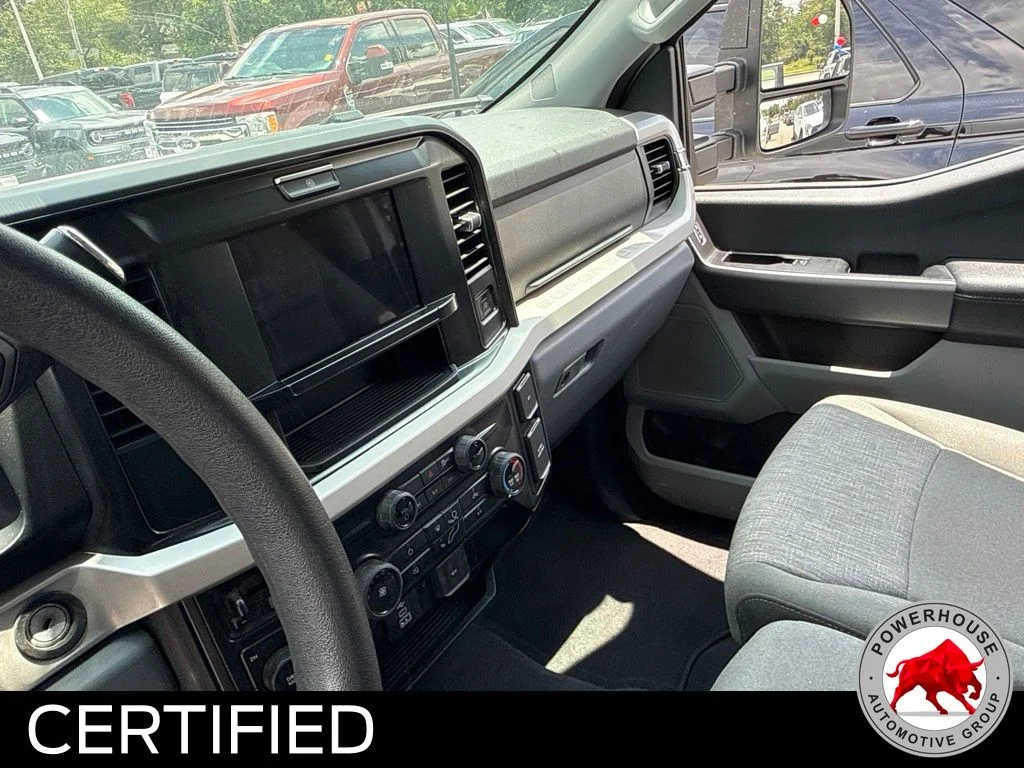 Used 2025 White Ford XLT image 13