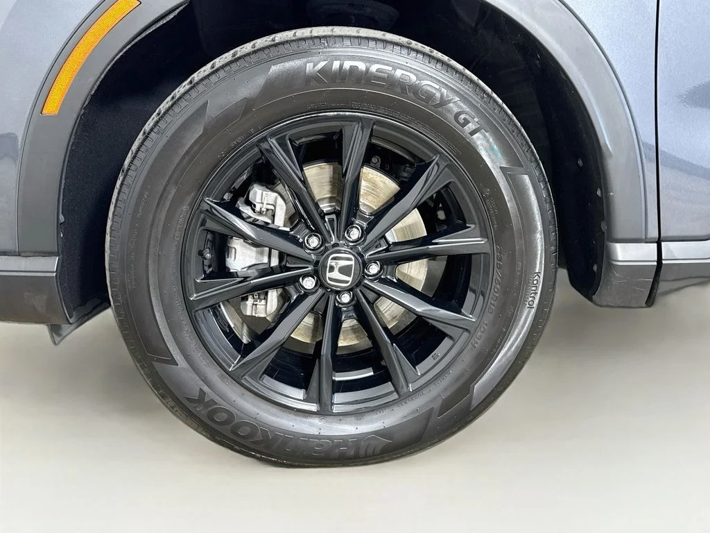 Used 2024  Honda Sport image 29