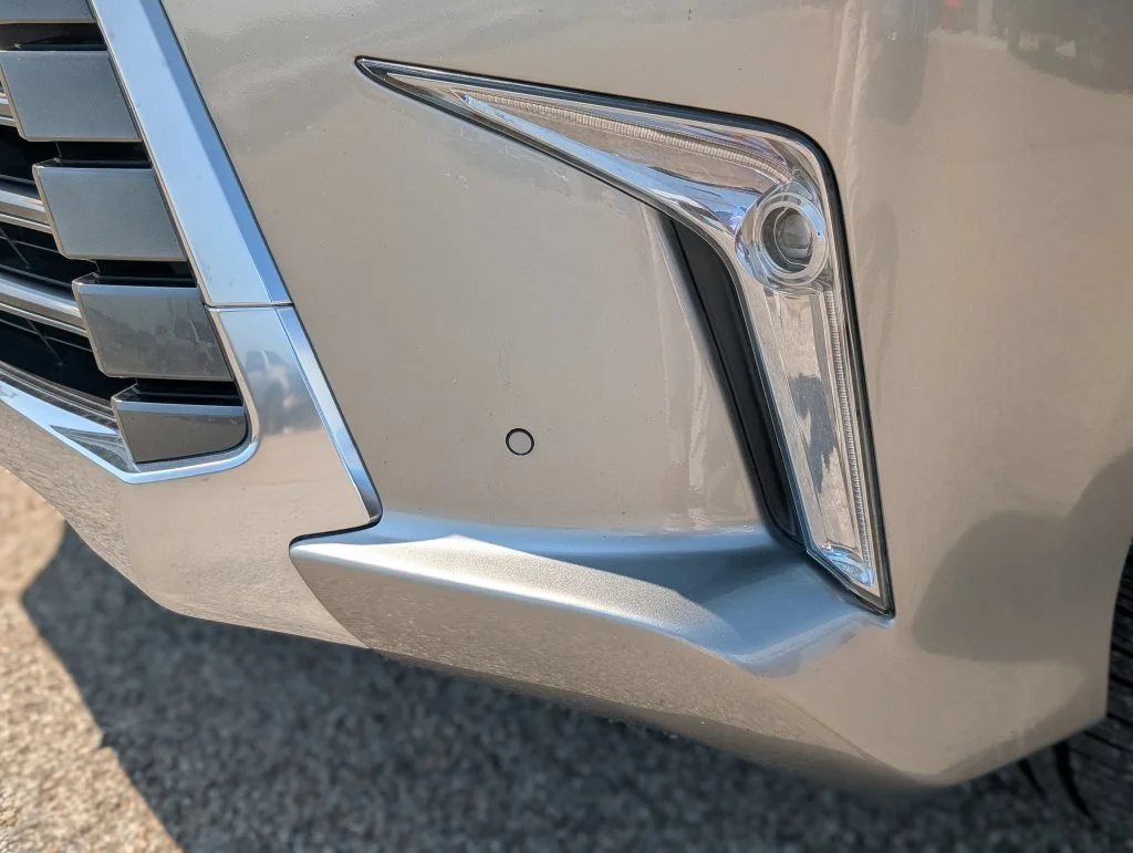 Used 2018 Silver Lexus 570 image 10