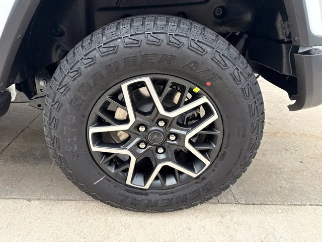 New 2027 White Jeep Sahara image 7