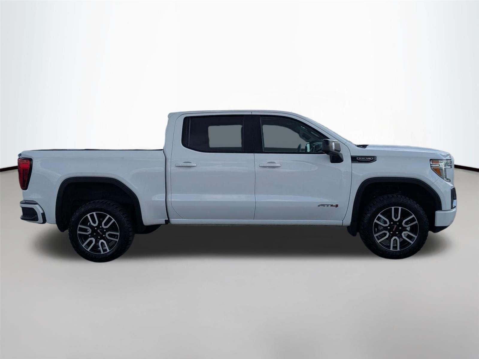 Used 2021 Summit White GMC AT4 image 4