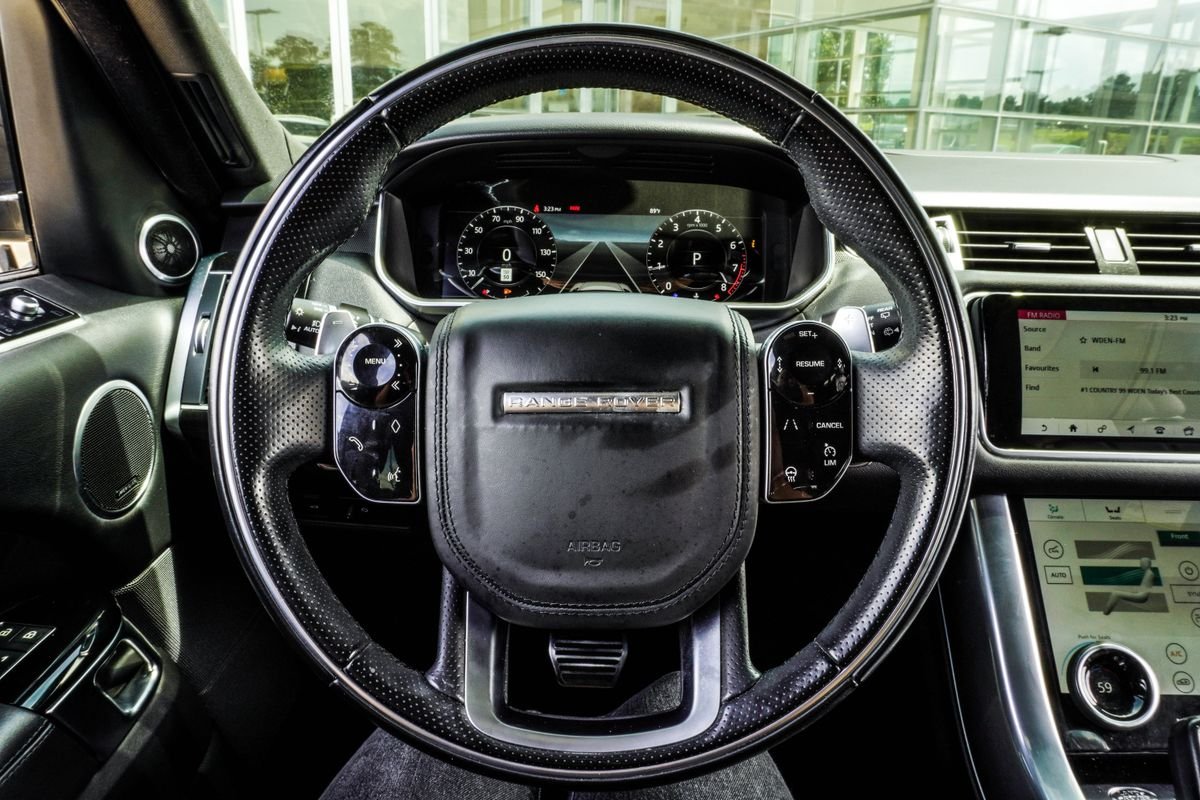 Used 2022 Silver Land Rover HSE Silver Edition image 15