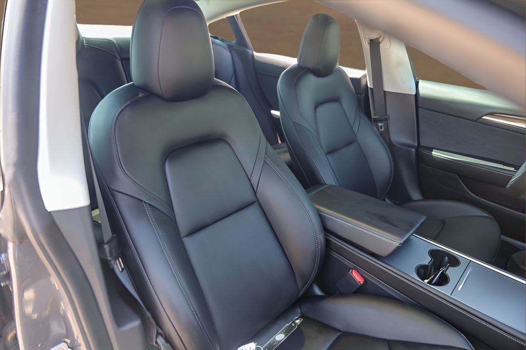 Used 2021 Silver Tesla Standard Range Plus image 27