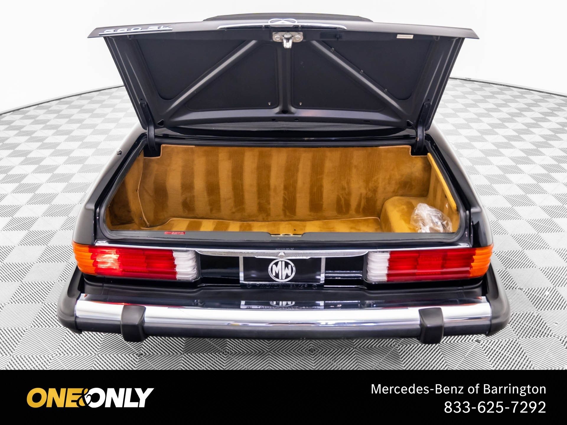 Used 1987 Black Mercedes-Benz 560 SL image 30