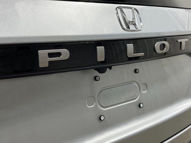 New 2026 Solar Silver Metallic Honda EX-L image 6
