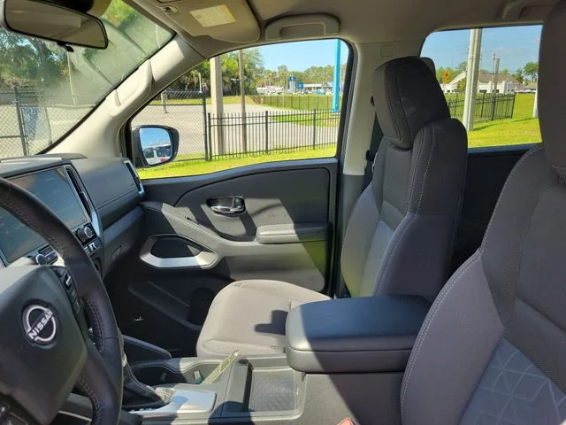 Used 2025 White Nissan SV image 10
