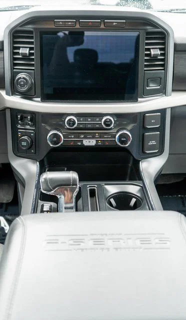 Used 2023 Blue Ford XLT image 13