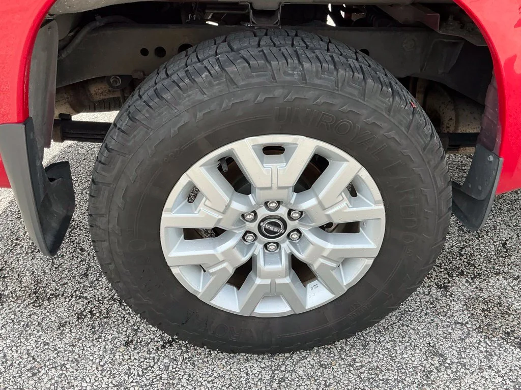 Used 2022 Red Nissan SV image 16