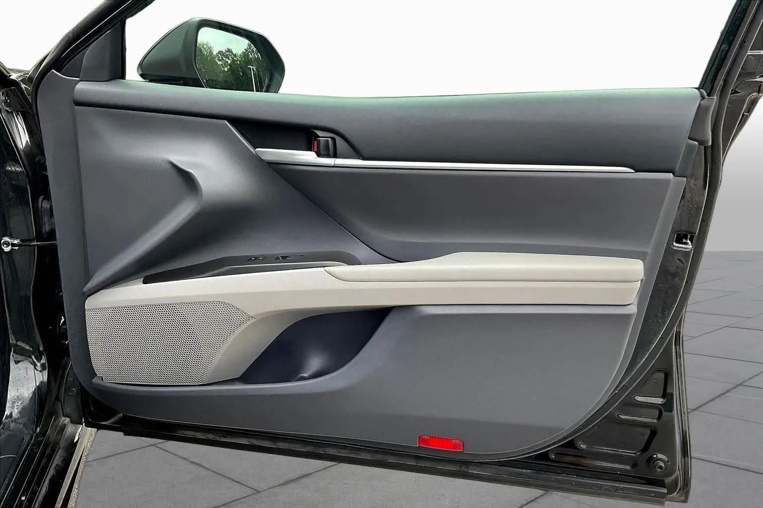 Used 2023 Midnight Black Metallic Toyota SE image 22