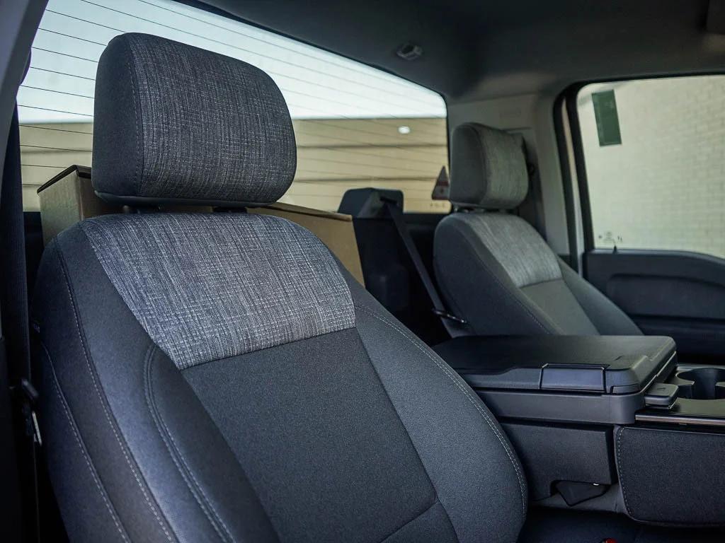 New 2027 Oxford White Ford F-350® XLT image 9