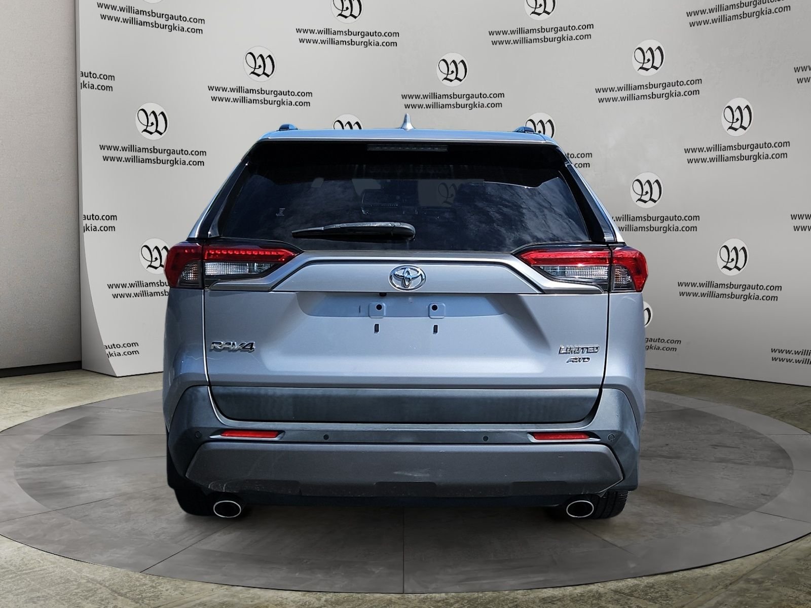 Used 2019 Silver Toyota Limited image 4