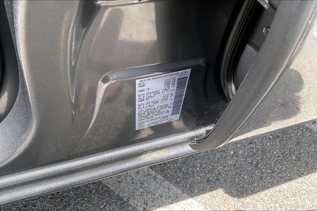 Used 2025 Gray Nissan SV image 32