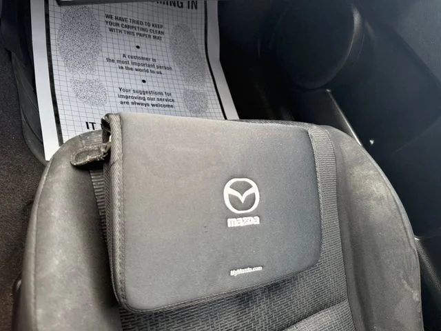 Used 2010 Blue Mazda i Touring image 30