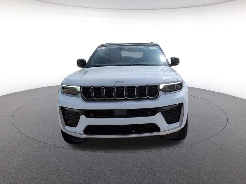 New 2026 White/off-white Jeep Summit image 2