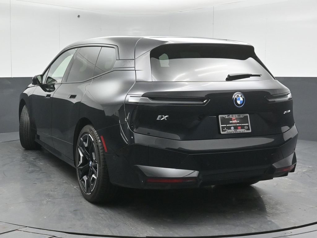 2023 BMW IX - Image 5