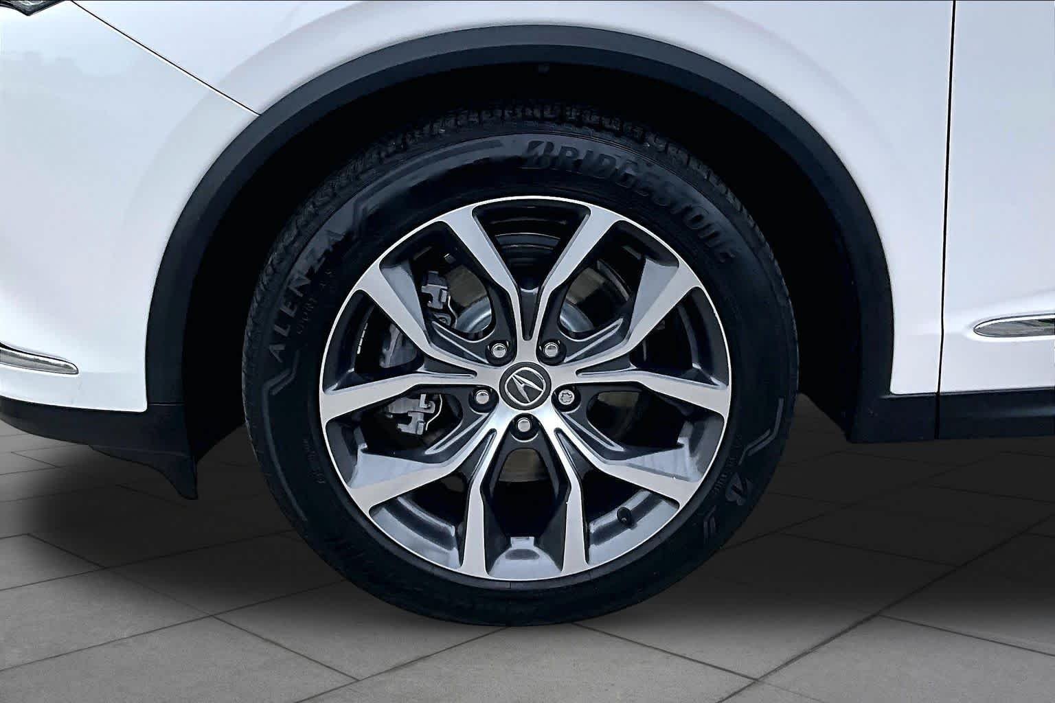 Used 2024 Platinum White Pearl Acura w/Technology Package image 11