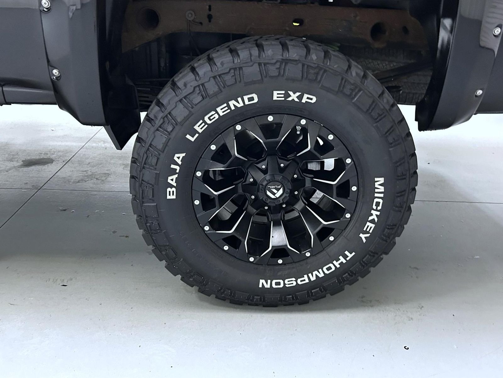 Used 2018 Black Chevrolet Custom image 21
