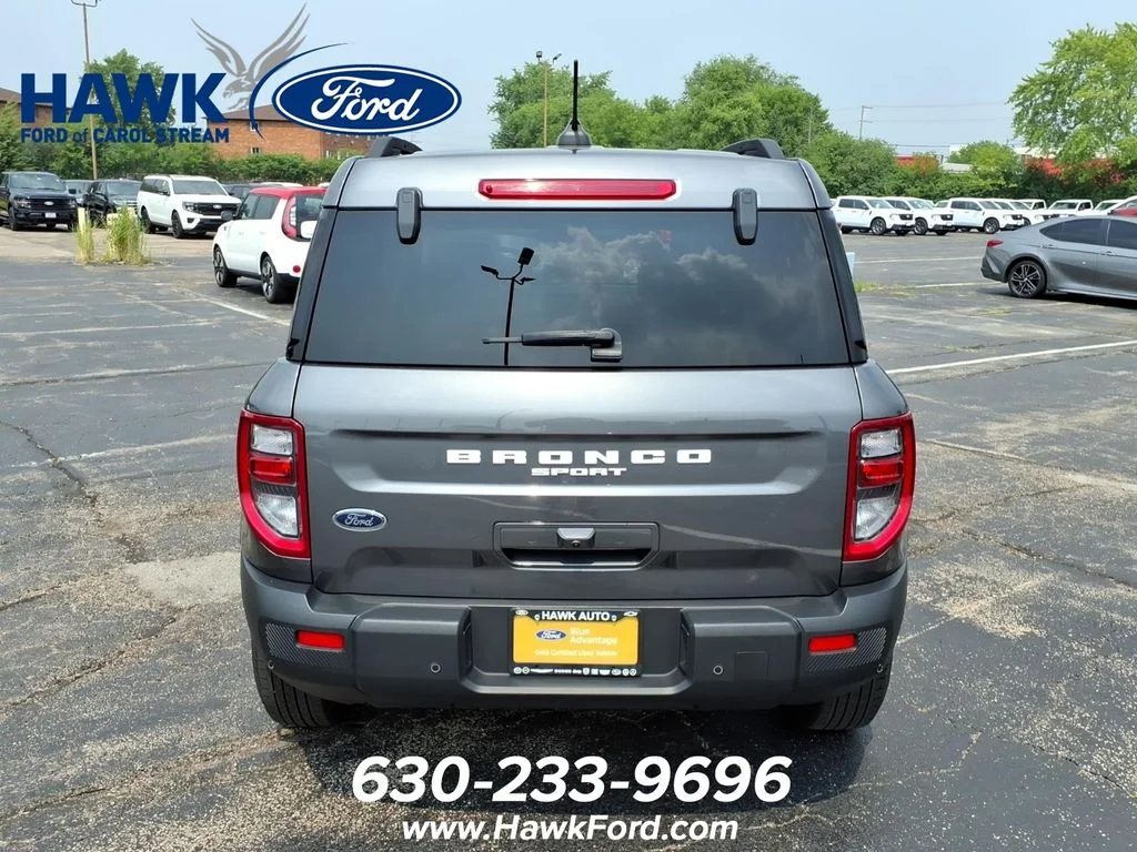 Used 2025 Gray Metallic Ford Big Bend image 6