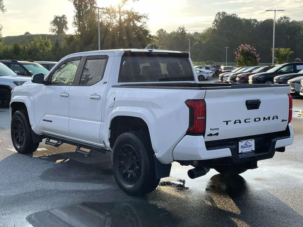 2024 Toyota Tacoma SR5 - Photo 26