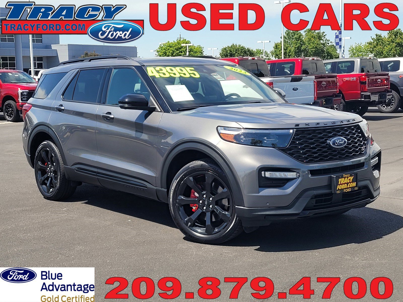 2023 Ford Explorer ST 4WD's photo