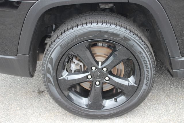 Used 2024 Black Jeep Limited image 40